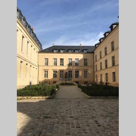 L'Independance Apartment Версал Екстериор снимка