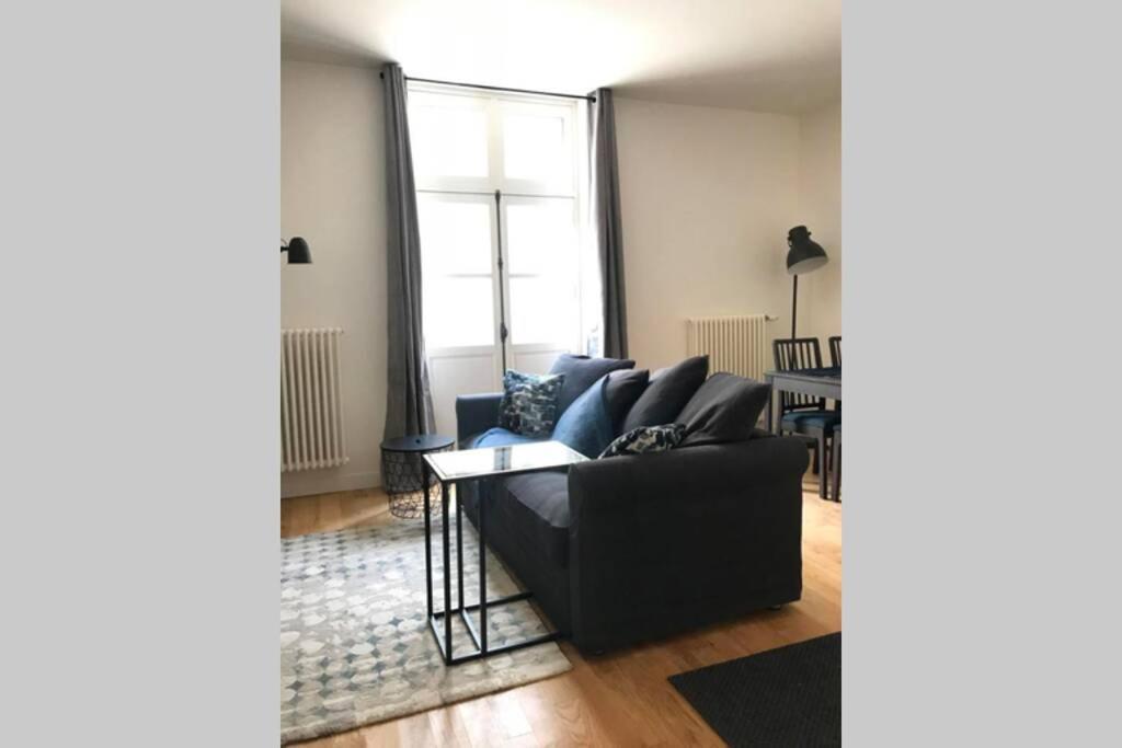 L'Independance Apartment Версал Екстериор снимка